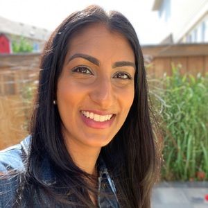 Meet your Posher, Monica